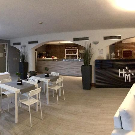 Hotel Mehari Riccione Extérieur photo
